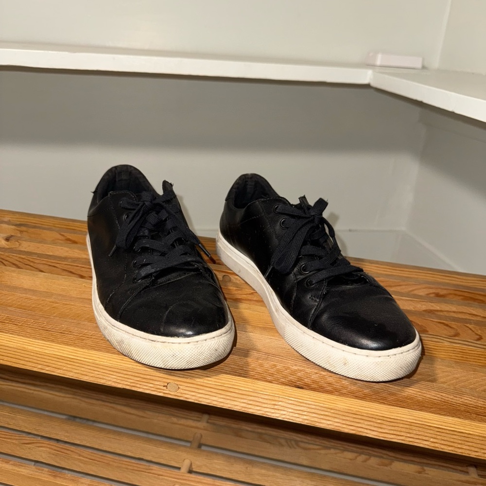 Banana Republic Black Sneakers Classic Design